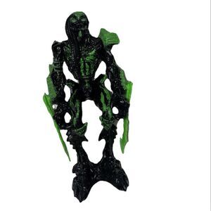 Final Faction KREPITUS KHARN Bounty Hunter Collectible Action Figure 4”